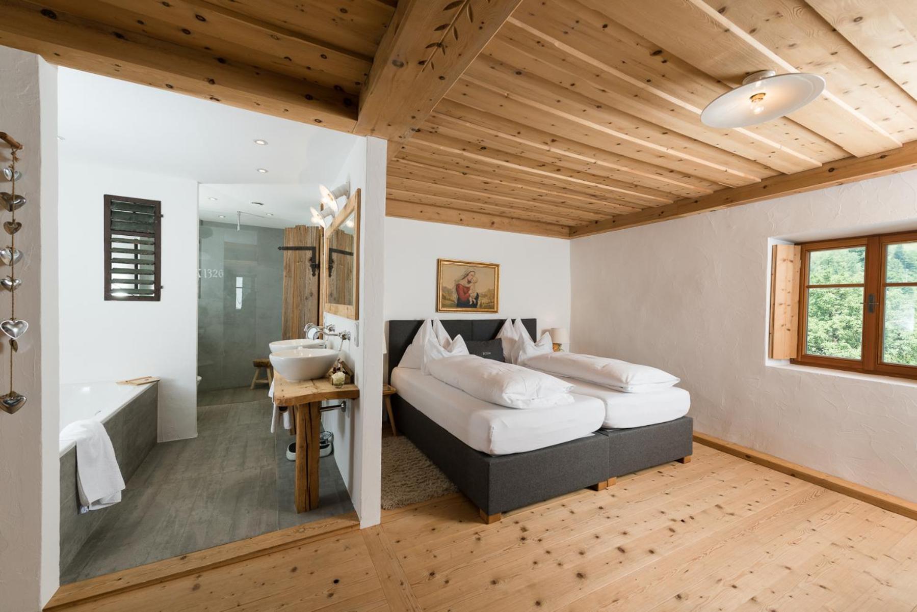 Hotel & Gourmetwirtshaus Kirchenwirt Seit 1326 Leogang Buitenkant foto